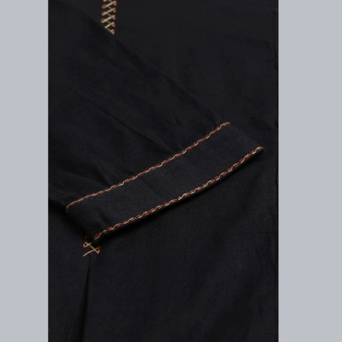 Black-Bock-Pleated-Embroidered-kurta