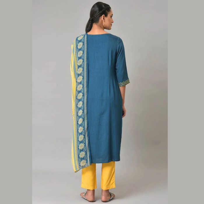 Blue-Thread-Embroidered-kurta-Set