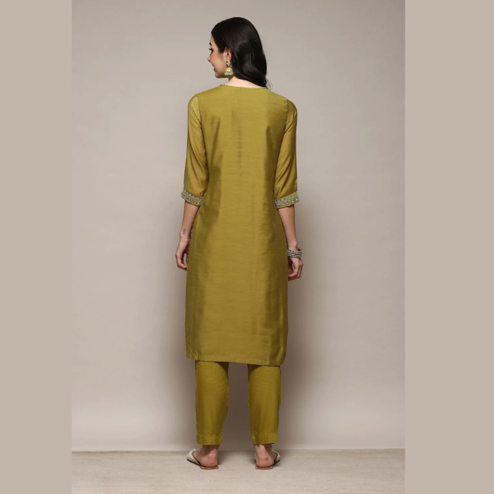 LIME GREEN RAYON STRAIGHT EMBROIDERY KURTA SLIM PANT SUIT SET