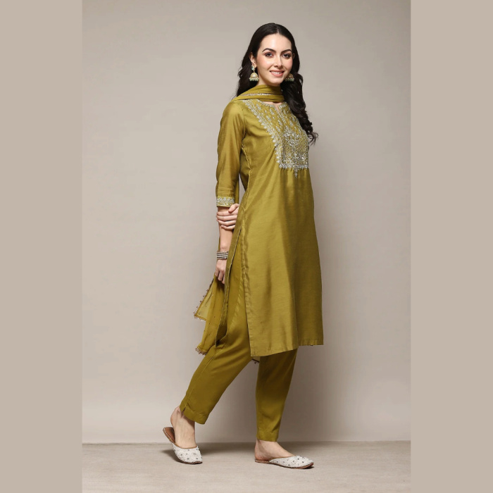 LIME GREEN RAYON STRAIGHT EMBROIDERY KURTA SLIM PANT SUIT SET