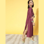 Women-Burgundy-Golden-Ethnic-Motifs-Printed-Kurta