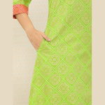 Women Green & Gold-Toned Bandhani Foil Printed Rozana Kurta