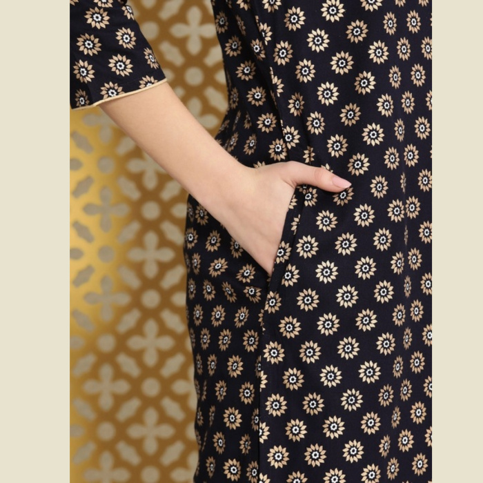 Women Navy Blue & Gold-Toned Foil Printed Rozana Kurta