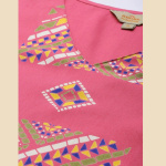 Women-Pink-White-Geometric-Printed-V-Neck-Pure-Cotton-Kurta