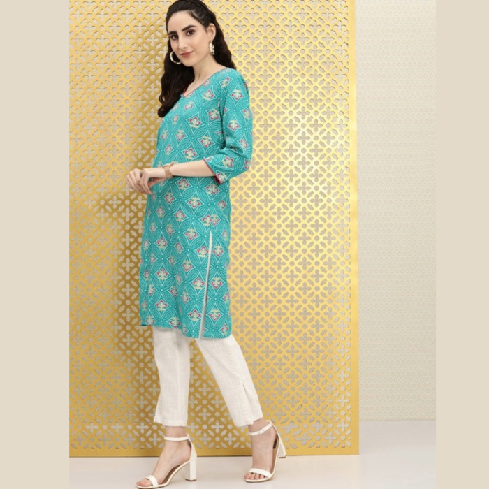 Women Ethnic Motifs Printed Straight Rozana Kurta