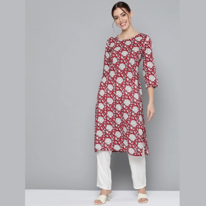 Women Red & White Ethnic Motifs Print Kurta with Trousers