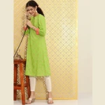 Women’s Green Bandhani Foil Print Kurta with White Pants For girls and womens