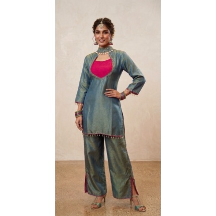 Most Trending Shimmer Mirror Work Designer Divider Contrast Dupatta Straight Kurti Set